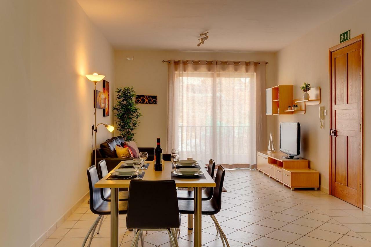 Spacious, Top Location Sliema Apartment Exterior photo