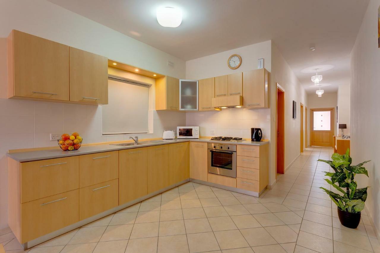 Spacious, Top Location Sliema Apartment Exterior photo